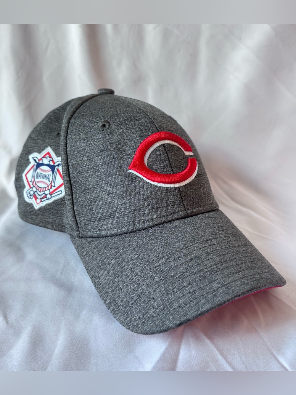 New Era Cincinnati Reds MLB 9FORTY Adjustable Baseball Cap Gray Red White NWOT